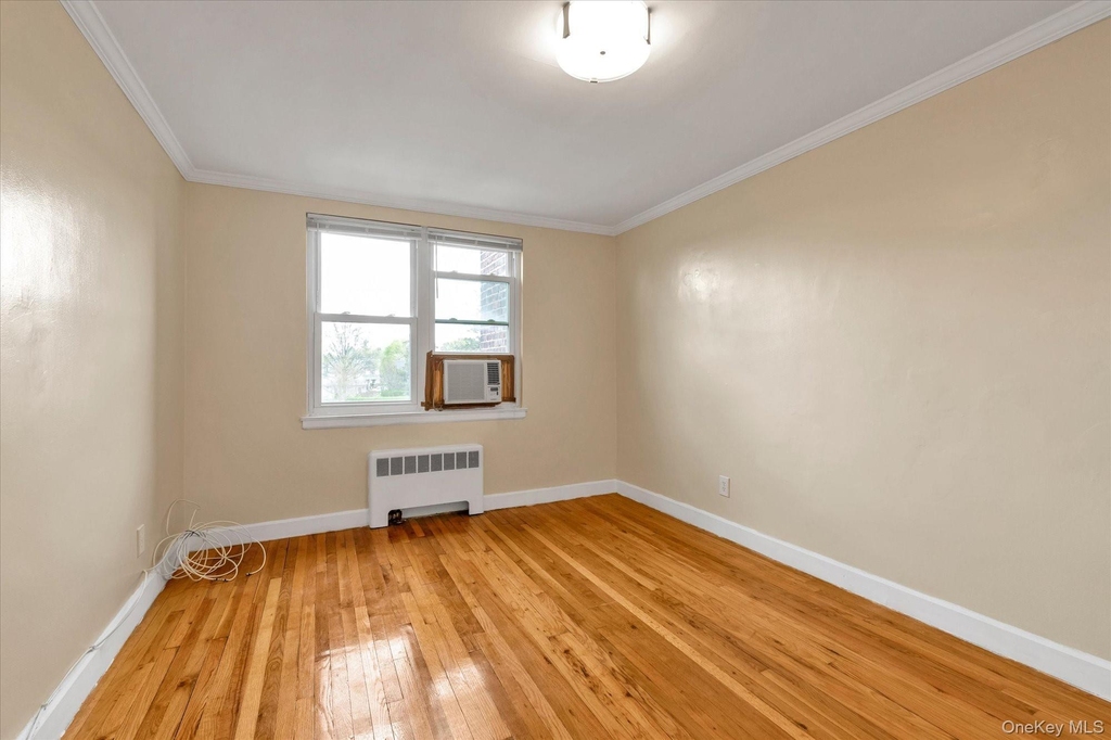 275 Maple Avenue - Photo 8