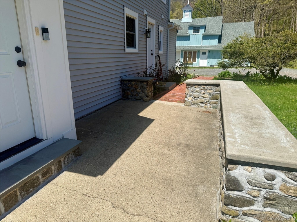 104 Titicus Road - Photo 11