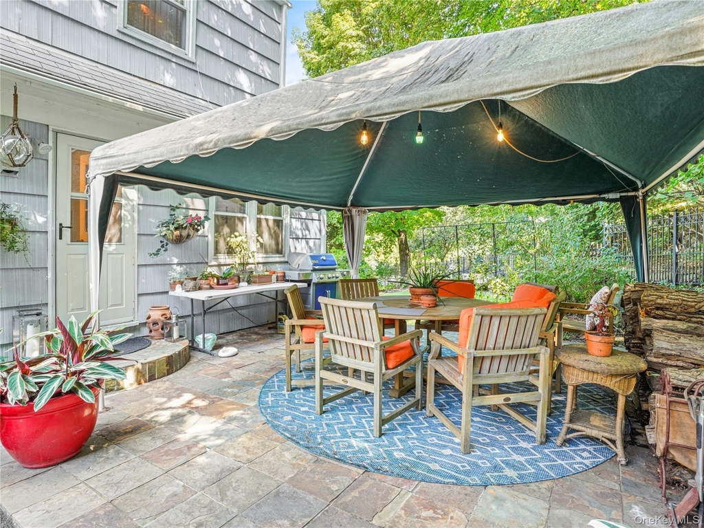1035 Shore Acres Drive - Photo 18