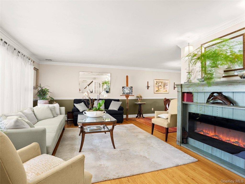 1035 Shore Acres Drive - Photo 6