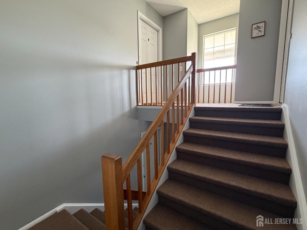 0-808n Sewell - Photo 1