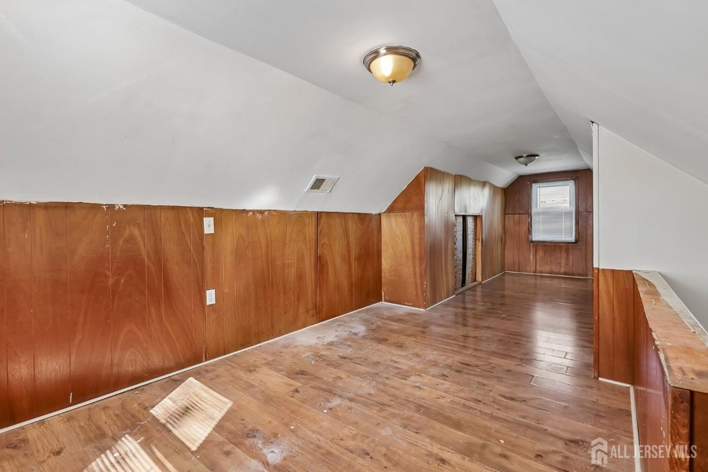 660 Charles Street - Photo 21