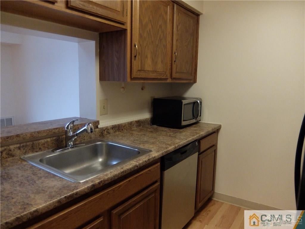 4906 Ravens Crest Drive - Photo 1