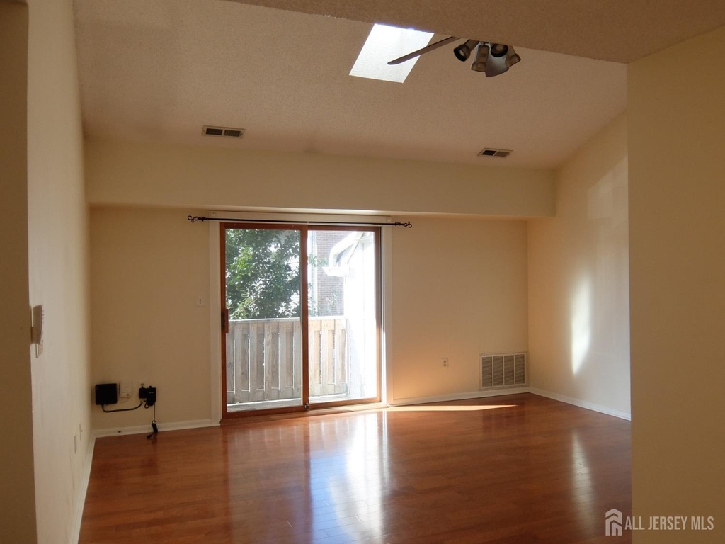 4906 Ravens Crest Drive - Photo 29