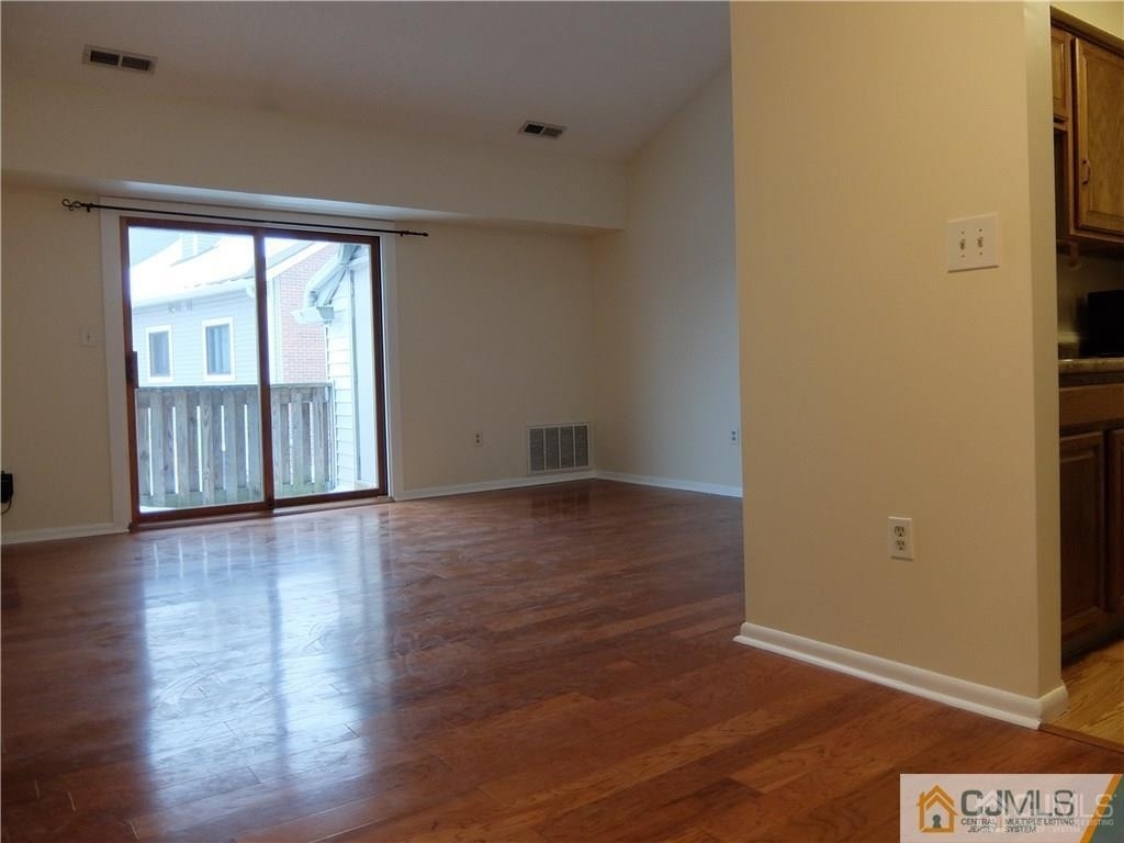 4906 Ravens Crest Drive - Photo 6