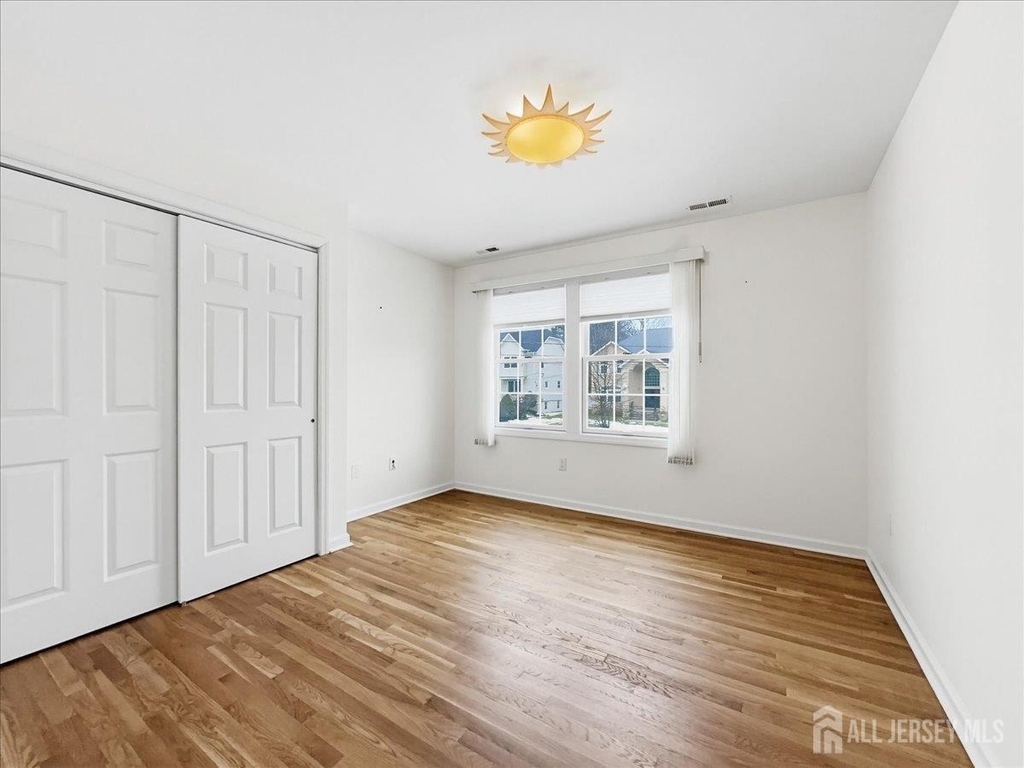 37 Jersey Avenue - Photo 17