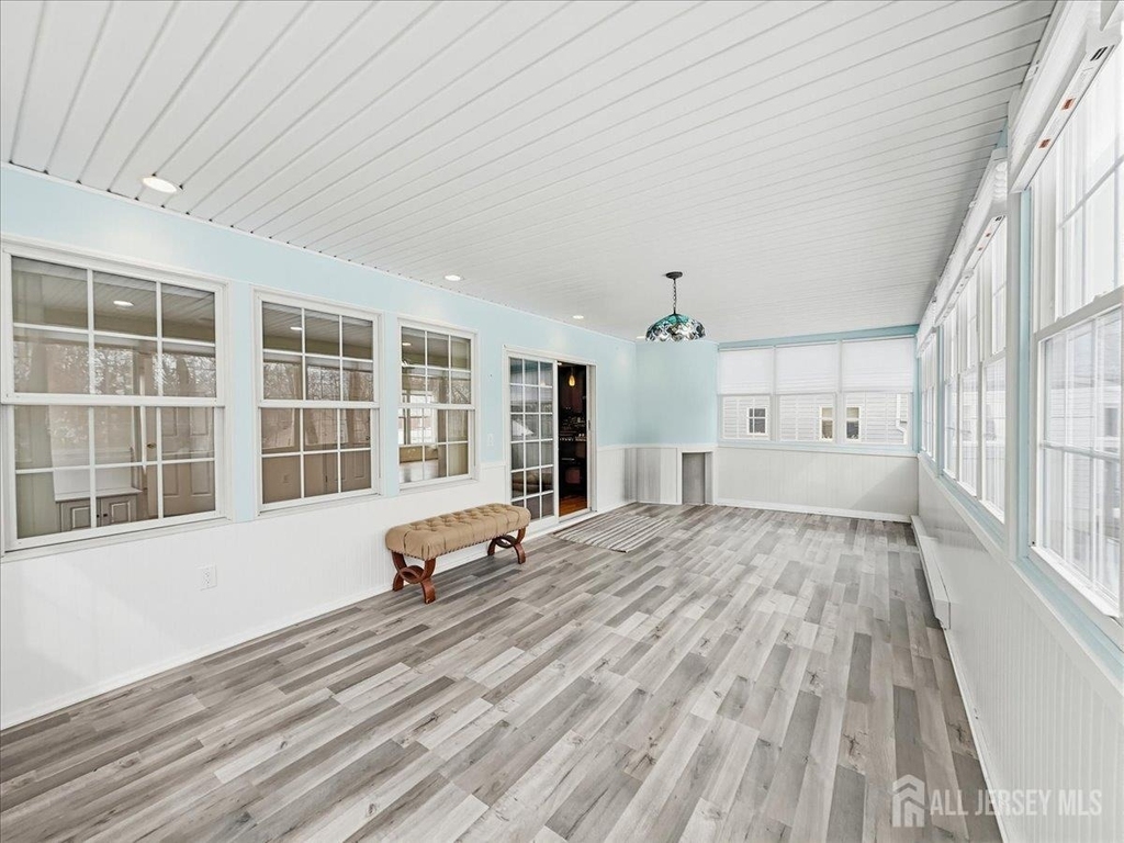 37 Jersey Avenue - Photo 12