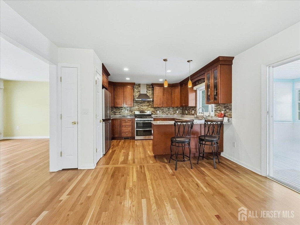 37 Jersey Avenue - Photo 8