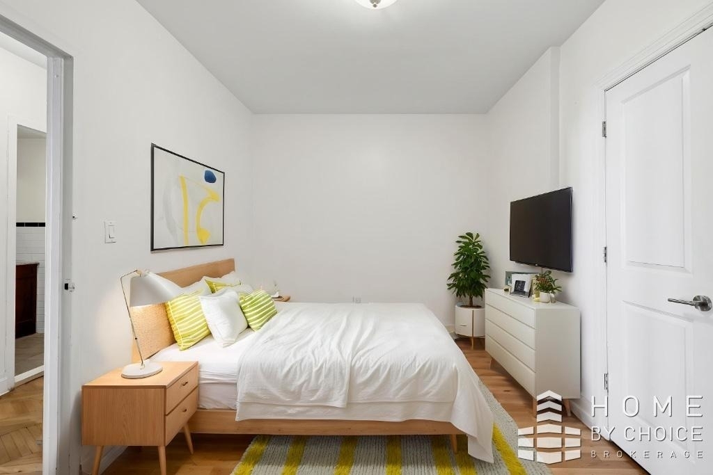 101 W 126th Street - Photo 1