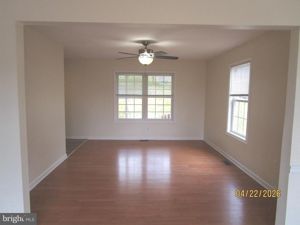 540 Thompson - Photo 6