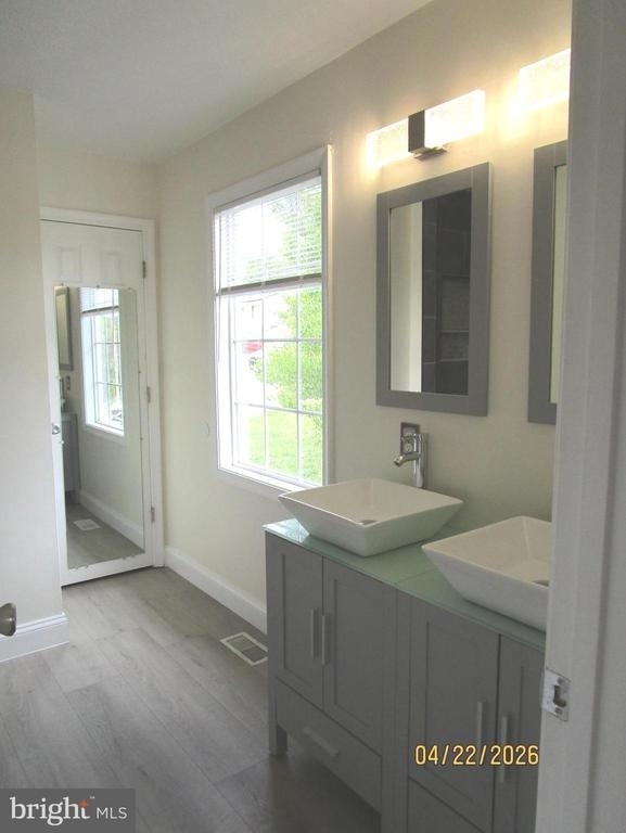 540 Thompson - Photo 16