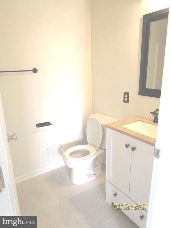 540 Thompson - Photo 2
