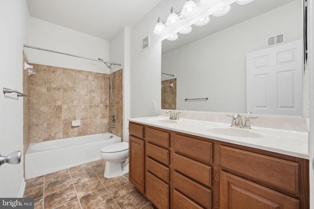 43849 Kingston Station Terrace - Photo 26