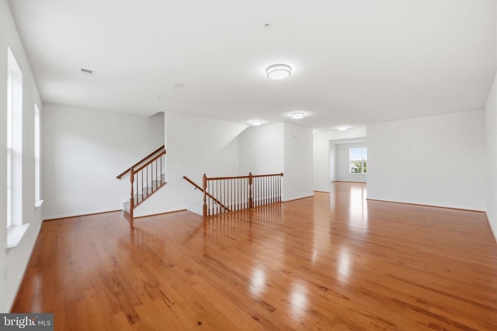 43849 Kingston Station Terrace - Photo 12