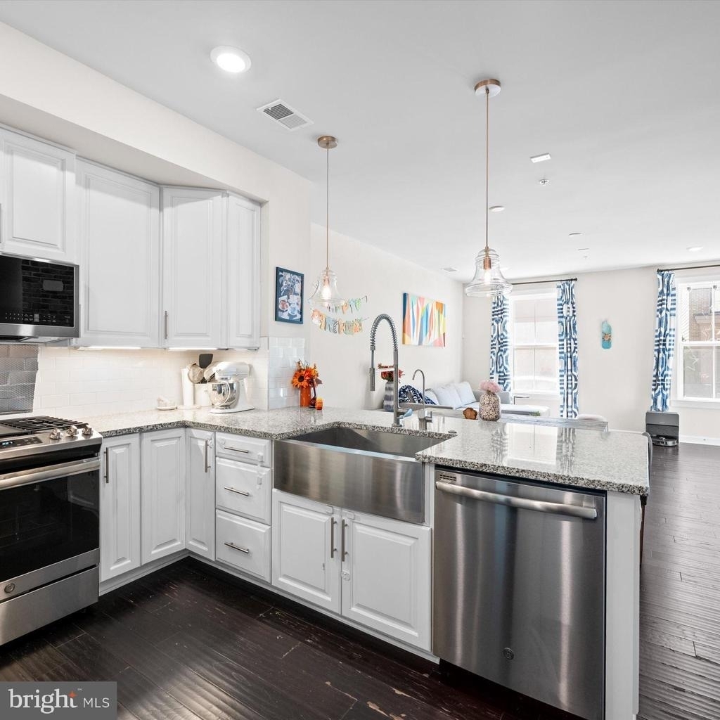 44674 Provincetown Drive - Photo 13