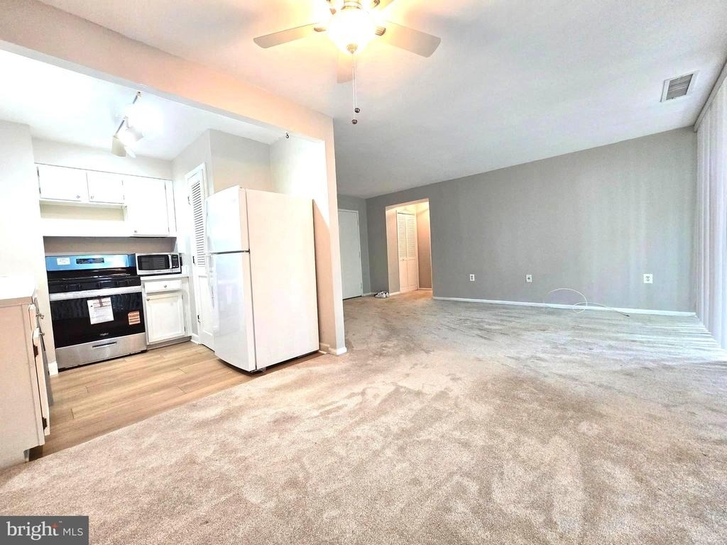 4360 Ivymount Court - Photo 8