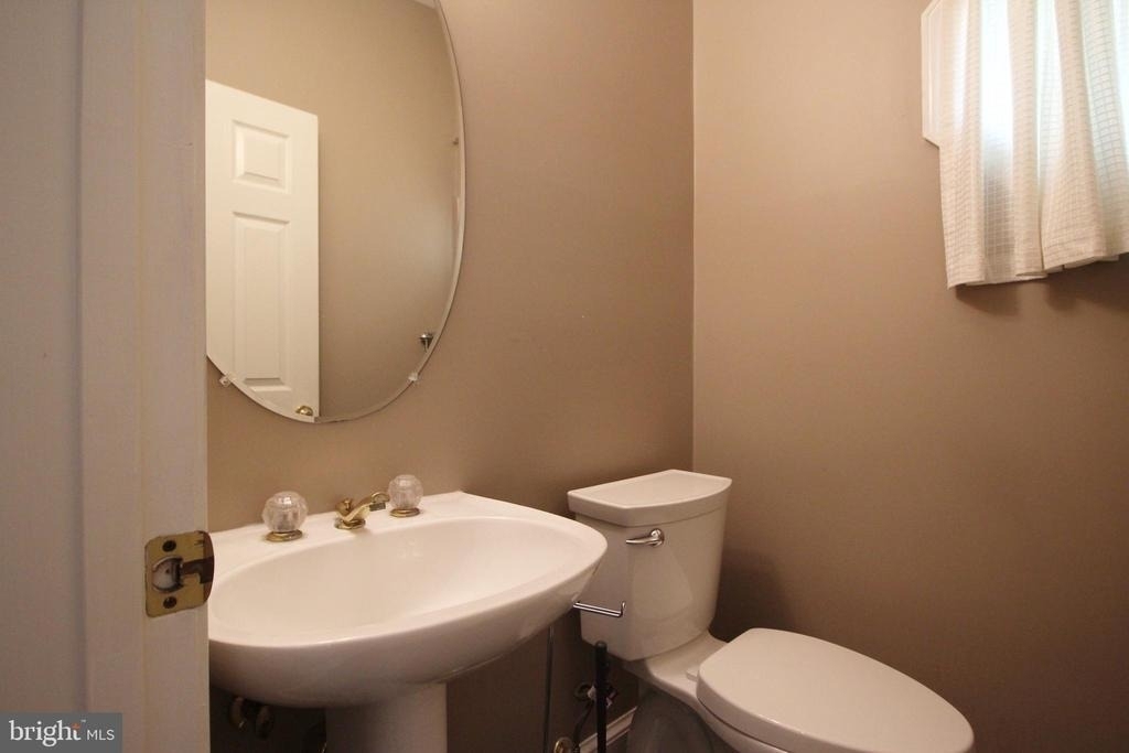 6032 Kelsey Court - Photo 11