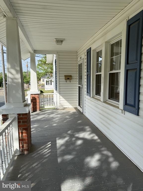 1237 Seacobeck Street - Photo 1