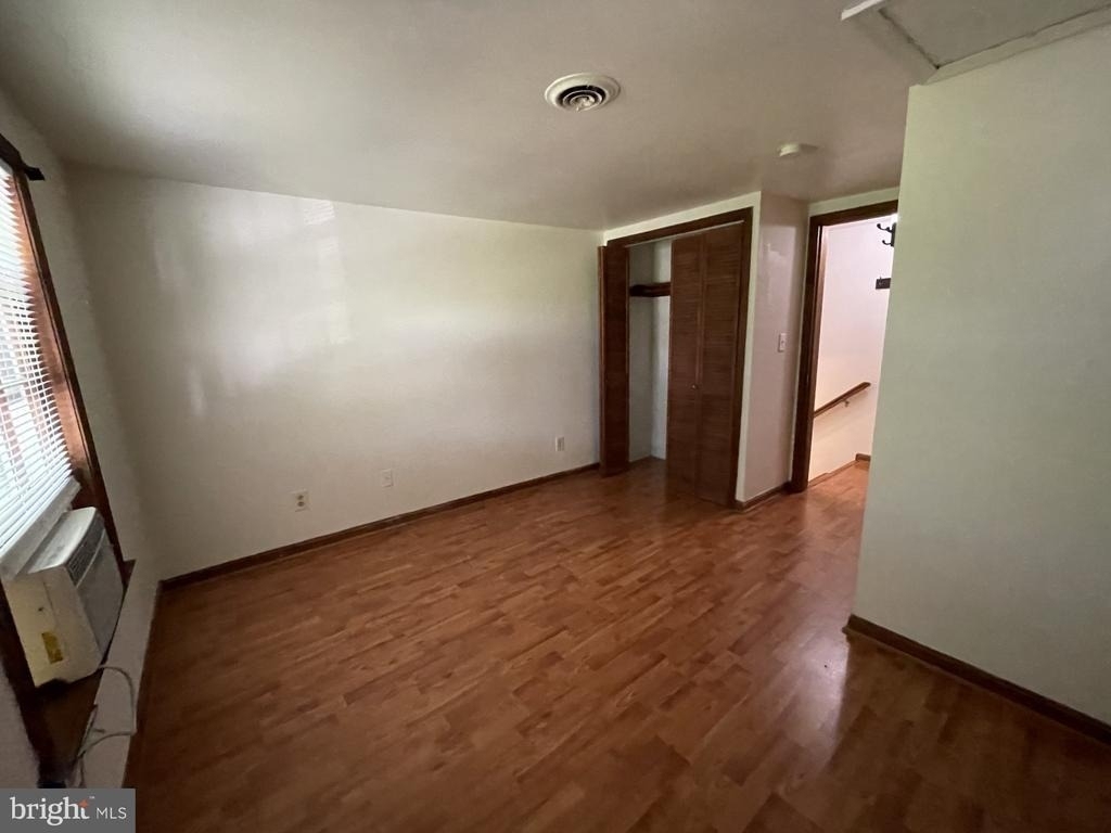 627 Wolfe Street - Photo 6