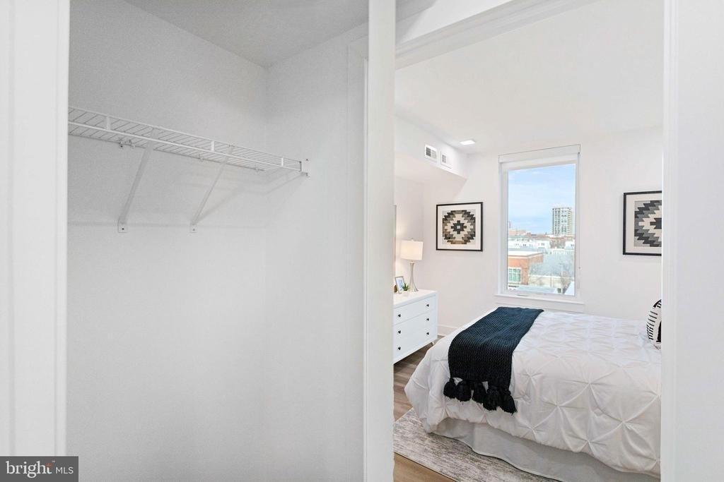 701 N Henry Street - Photo 21
