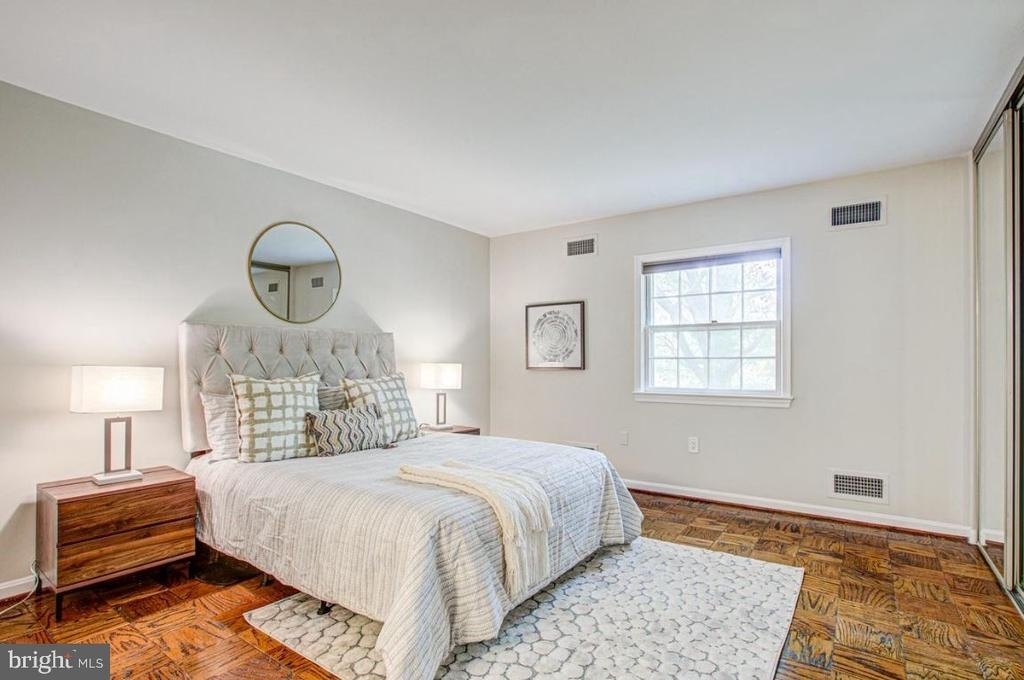 982 N Royal Street - Photo 4