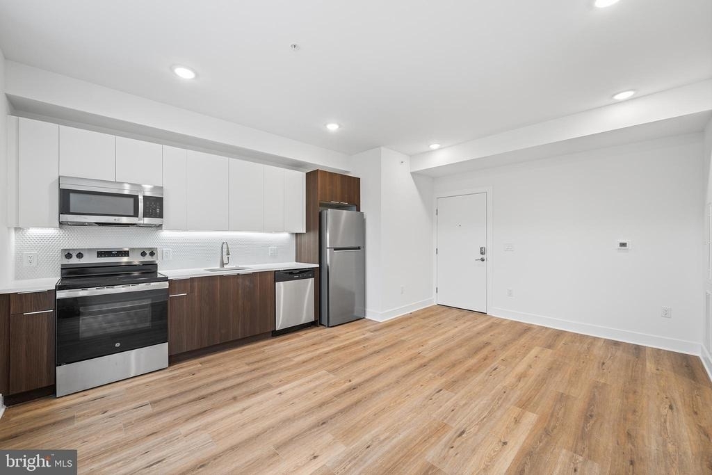 4324 Lancaster Avenue - Photo 4