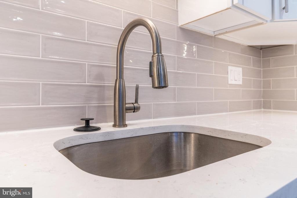 1309 S 52nd Street - Photo 9