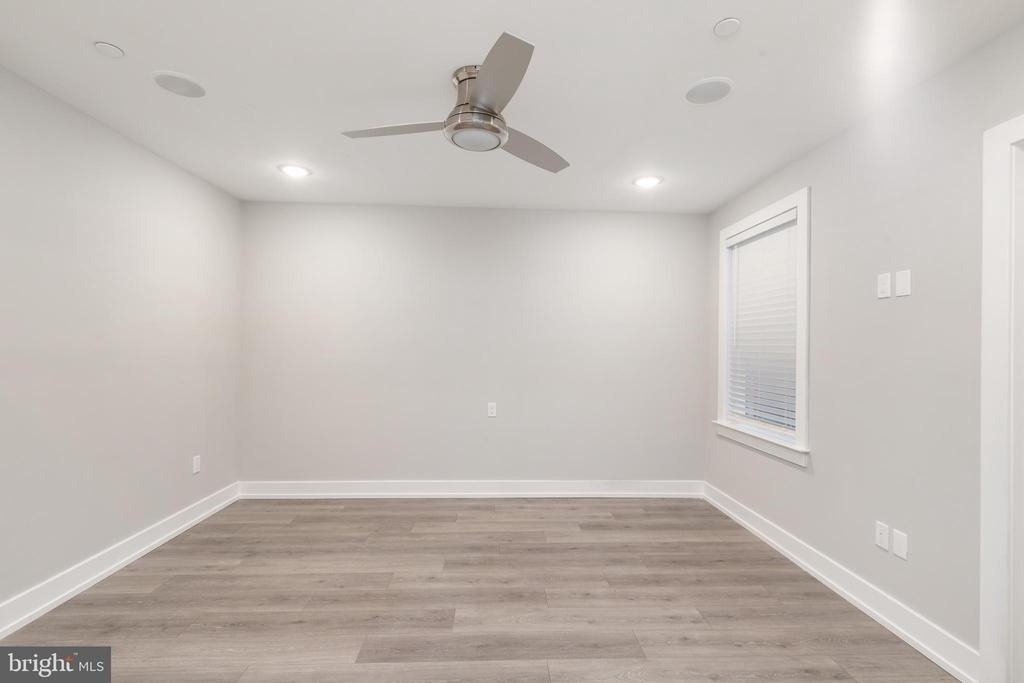 1309 S 52nd Street - Photo 14