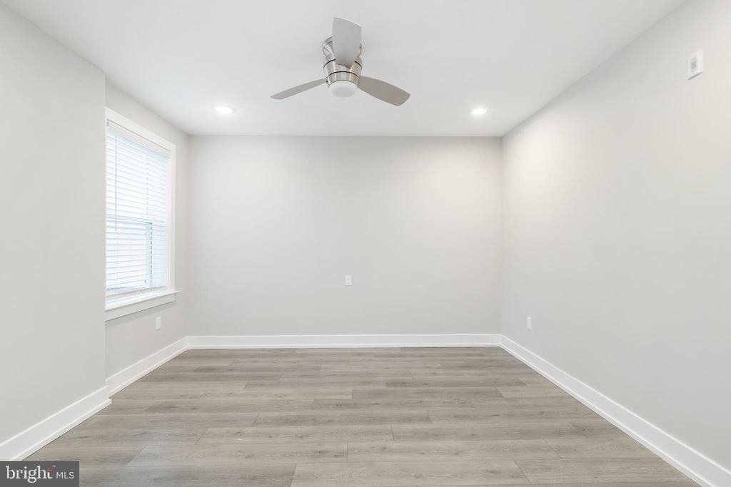 1309 S 52nd Street - Photo 16