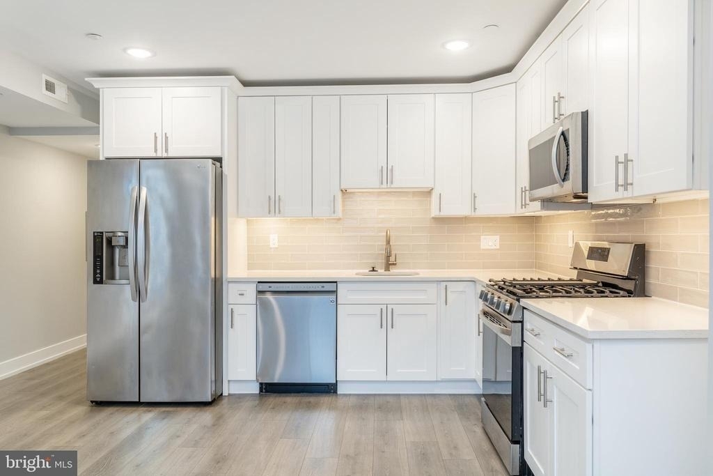 1309 S 52nd Street - Photo 1