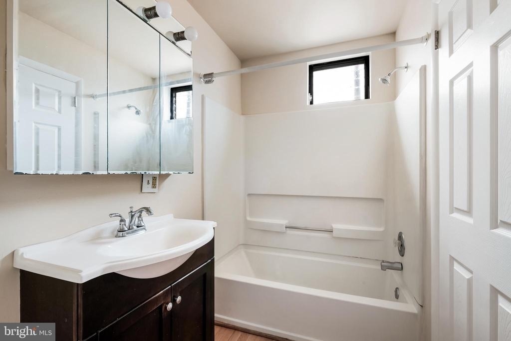 937 Christian Street - Photo 17