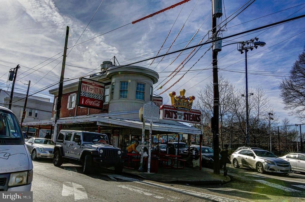 937 Christian Street - Photo 8