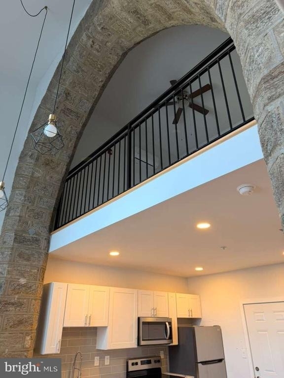 6400 Haverford Avenue - Photo 3