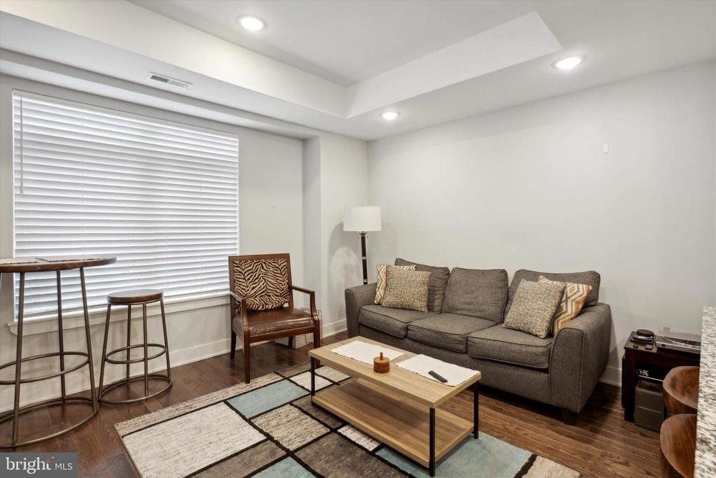 818 N 16th Street - Photo 2