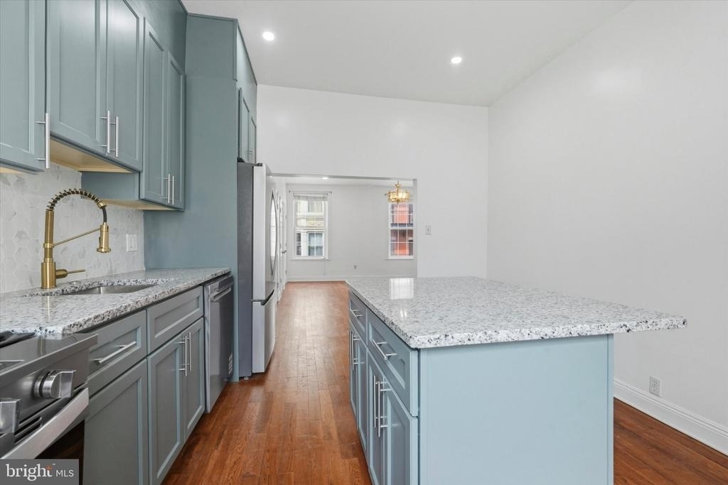 1006 Pine Street - Photo 6
