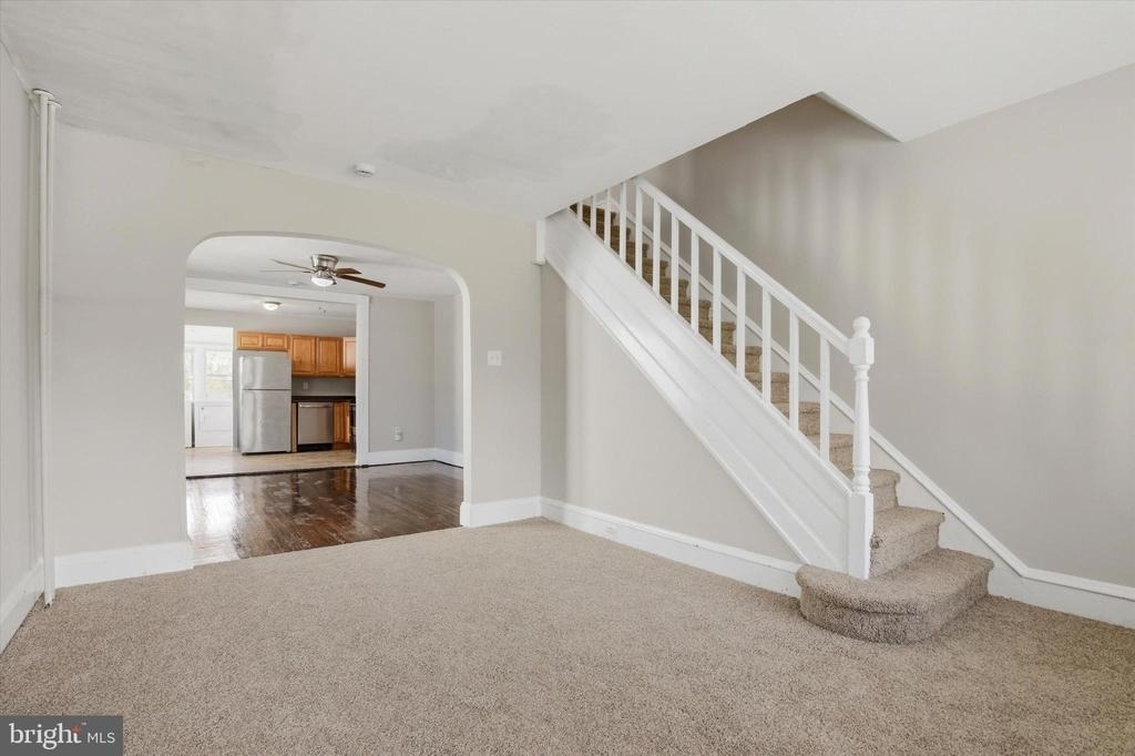 226 N Warren Street - Photo 3