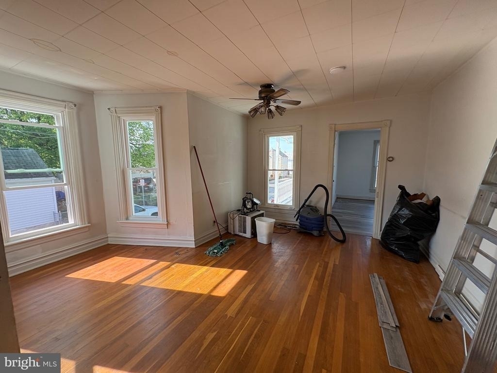 50 E North Street - Photo 6