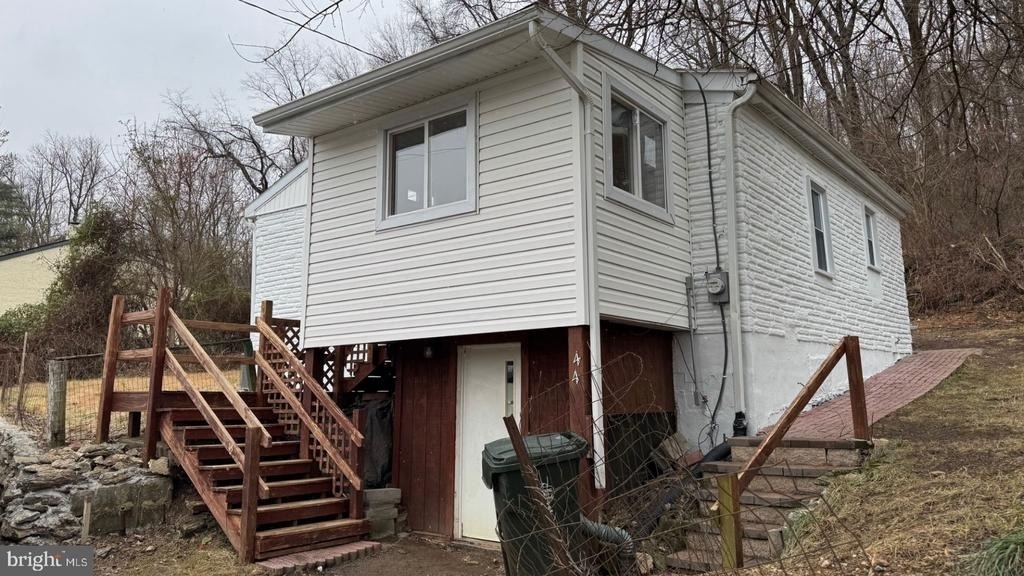 44 S Brandywine Avenue - Photo 2