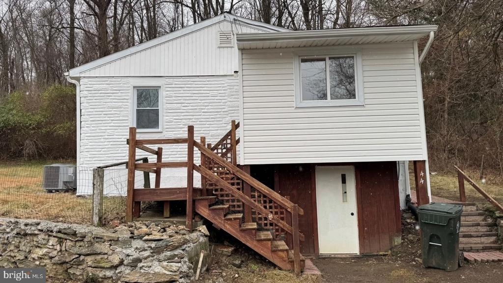 44 S Brandywine Avenue - Photo 1