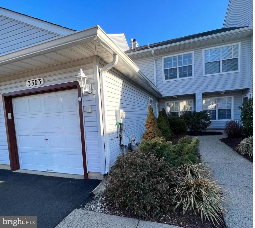 3303 Sterling Road - Photo 0