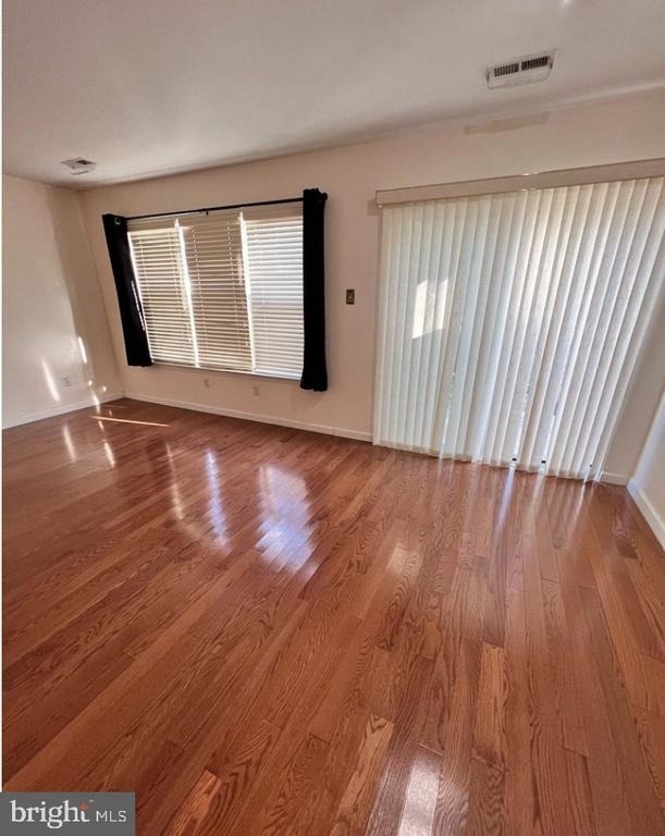 3303 Sterling Road - Photo 2