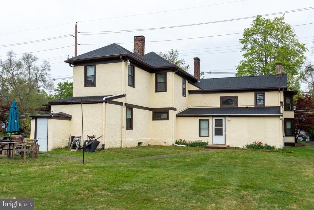 124 Washington Road - Photo 2