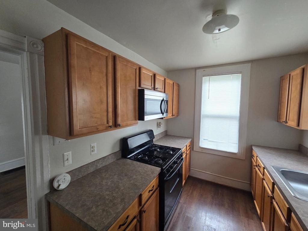 106 Main Street - Photo 7