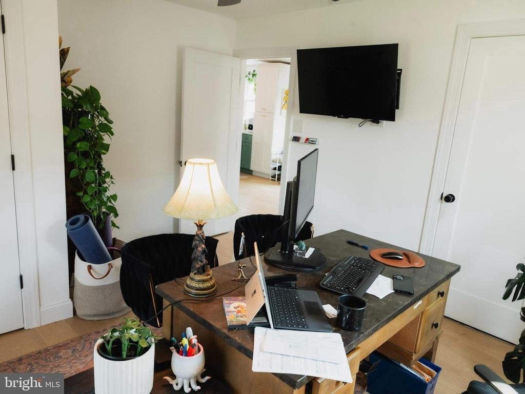 70 Sartori Avenue - Photo 36