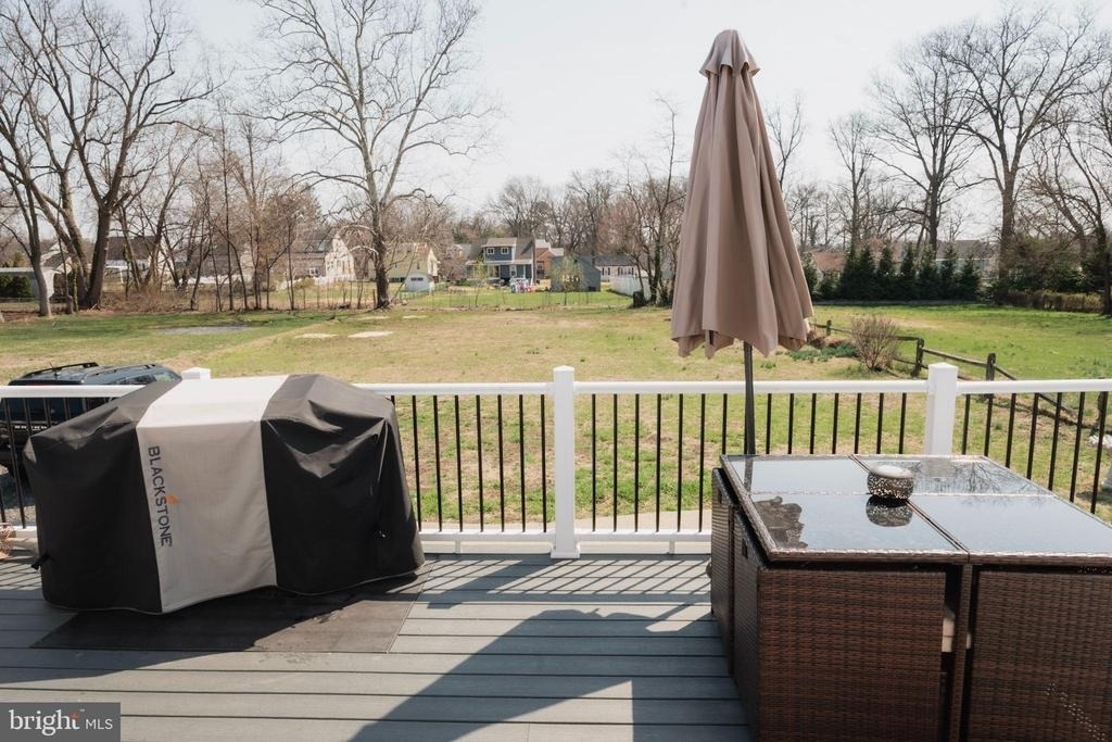 70 Sartori Avenue - Photo 15