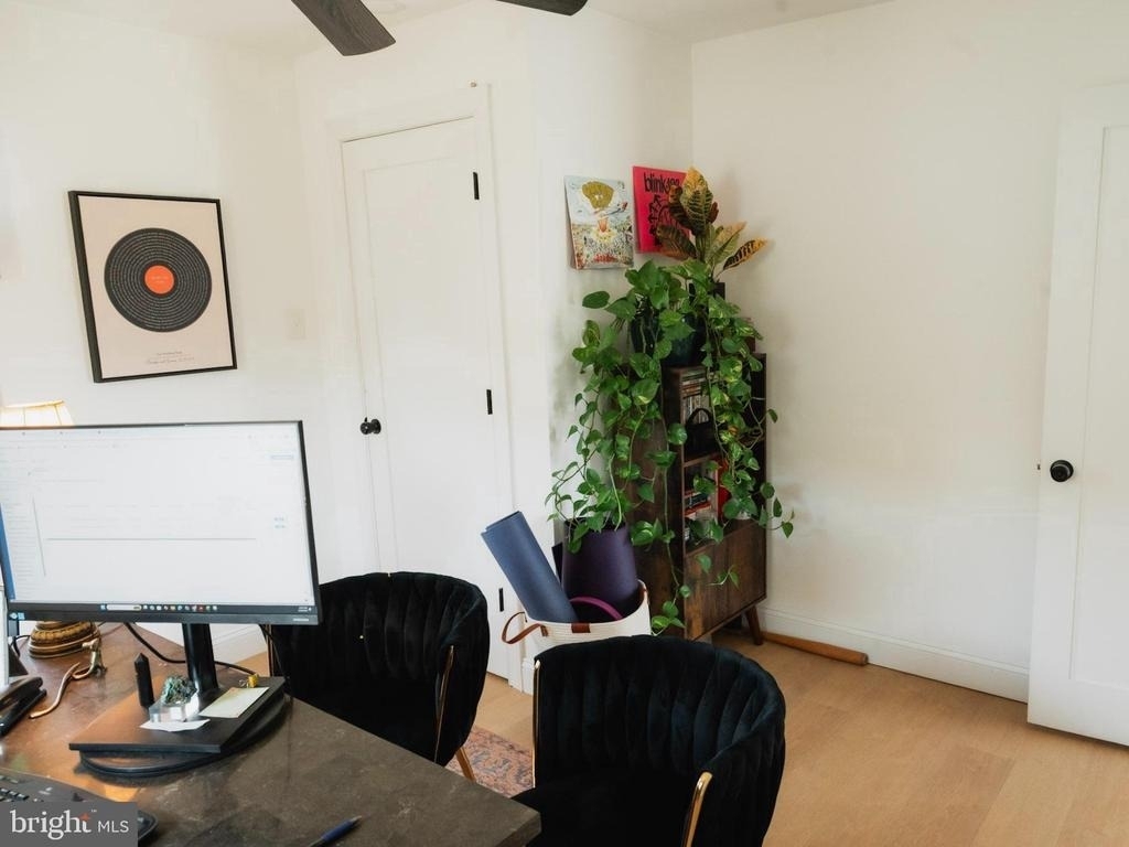 70 Sartori Avenue - Photo 37