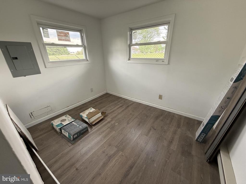 124 E Main Street - Photo 5