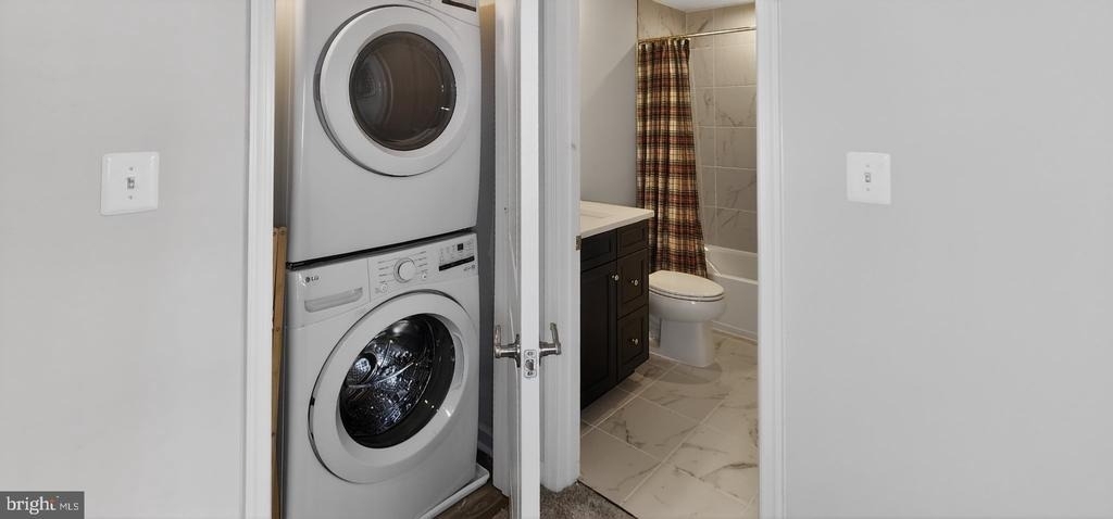 10570 Sally Ride Lane - Photo 18