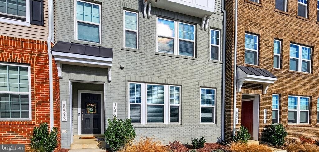 10570 Sally Ride Lane - Photo 2