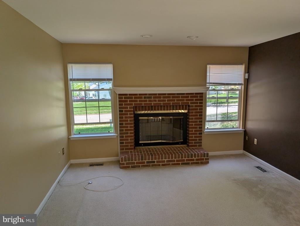 4411 Sutherland Circle - Photo 5